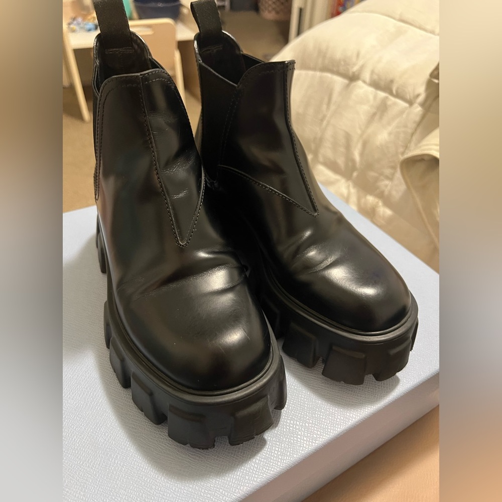 Prada - Monolith Brushed Leather Chelsea Boots - Picture 6 of 13